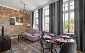 Old Town Comfy Apartment #18 By Bookinghost